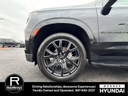 Used 2024 Chevrolet Suburban RST w/ Luxury Package AWD/4WD image 12