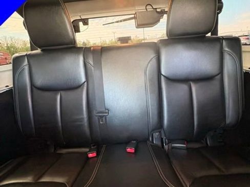 Used 2013 Jeep Wrangler Unlimited Sahara w/ Dual Top Group AWD/4WD image 25