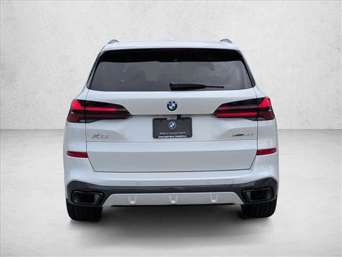 Used 2026 BMW X5 xDrive40i w/ M Sport Package AWD/4WD image 7