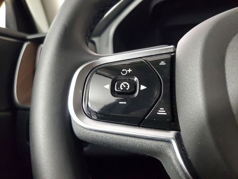 Used 2024 Volvo XC60 B5 Plus w/ Protection Package Premier AWD/4WD image 25