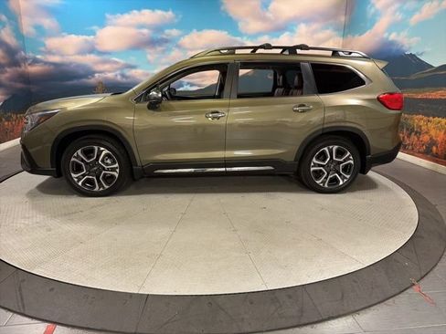 Used 2023 Subaru Ascent Touring AWD/4WD image 5