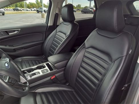 Used 2024 Ford Edge SEL image 12