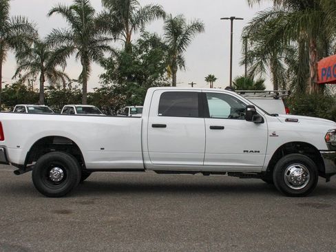Used 2023 RAM 3500 Big Horn w/ Level 1 Equipment Group AWD/4WD image 12
