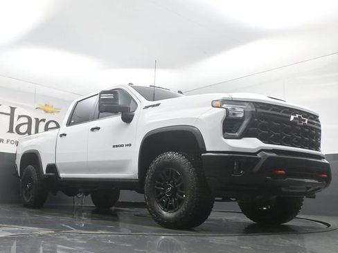 New 2026 Chevrolet Silverado 2500 ZR2 w/ LPO, Dark Essentials Package image 3
