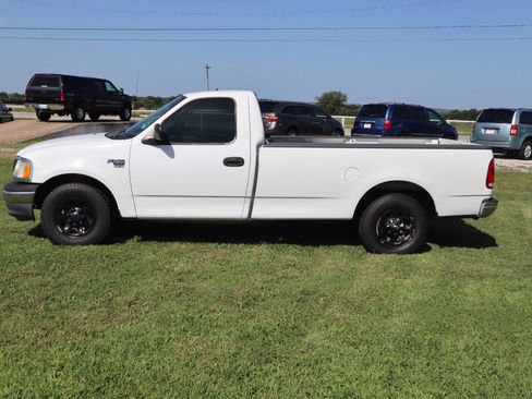Used 2004 Ford F150 XL image 10