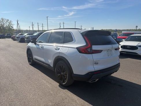 Used 2025 Honda CR-V Sport Touring image 2