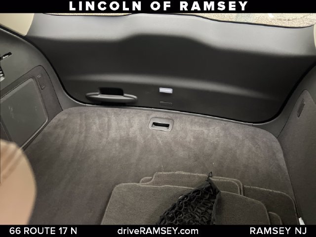 Certified 2023 Lincoln Nautilus AWD w/ Premium Package image 17