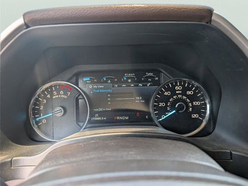 Used 2020 Ford F150 Lariat w/ Equipment Group 502A Luxury AWD/4WD image 25