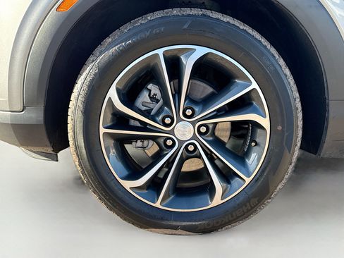 Used 2023 Buick Encore GX Select image 40