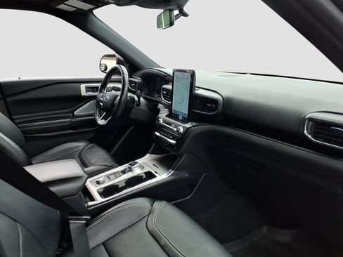 Used 2020 Ford Explorer ST w/ ST High-Performance Pack AWD/4WD image 19