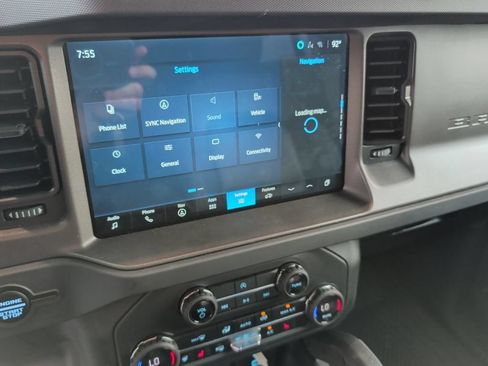 Used 2025 Ford Bronco Badlands w/ Sasquatch Package AWD/4WD image 7