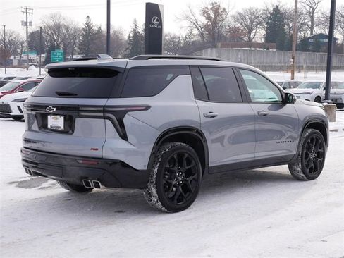 Used 2024 Chevrolet Traverse RS w/ LPO, Floor Liner Package image 5