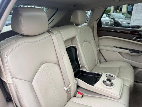 Used 2016 Cadillac SRX Luxury w/ Driver Awareness Package FWD image 13