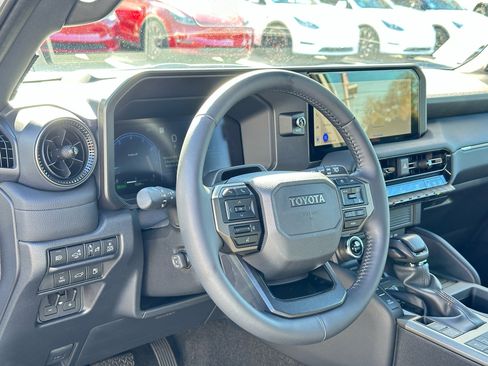 Used 2024 Toyota Land Cruiser image 4