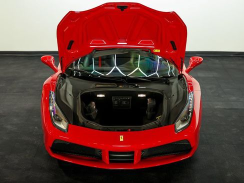 Used 2017 Ferrari 488 Spider image 4