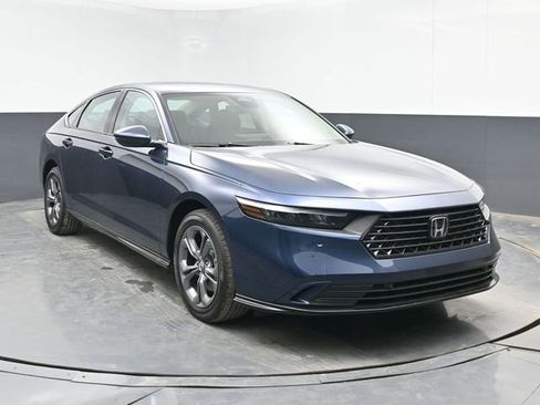 New 2026 Honda Accord EX-L image 2