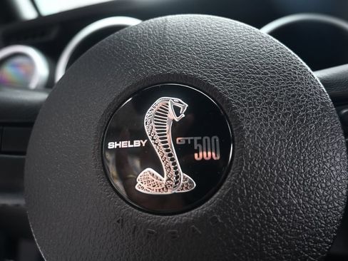 Used 2007 Ford Mustang Shelby GT500 RWD image 25