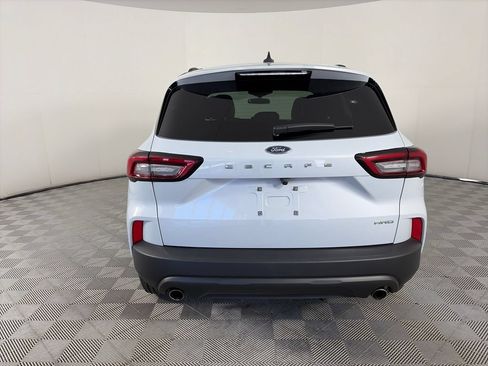 Used 2025 Ford Escape ST-Line Select AWD/4WD image 6