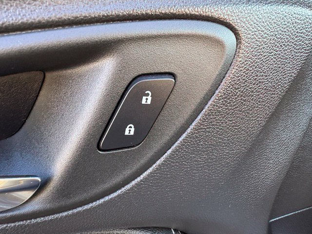 Used 2023 Buick Encore GX Preferred w/ Cold Weather Comfort Package FWD image 15