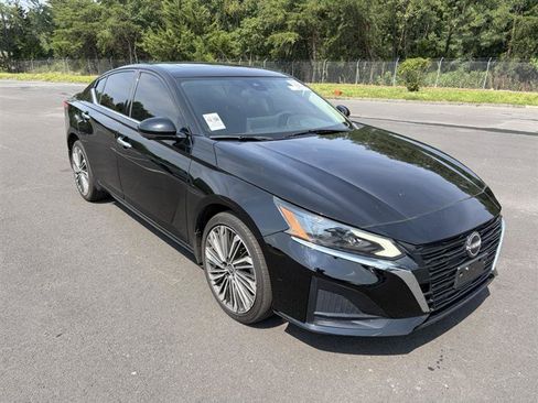 Used 2023 Nissan Altima 2.5 SL AWD/4WD image 19