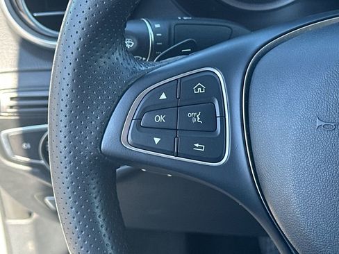 Used 2017 Mercedes-Benz GLC 300 4MATIC Coupe image 27