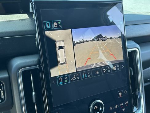 New 2026 GMC Yukon Denali w/ Denali Reserve Package AWD/4WD image 15