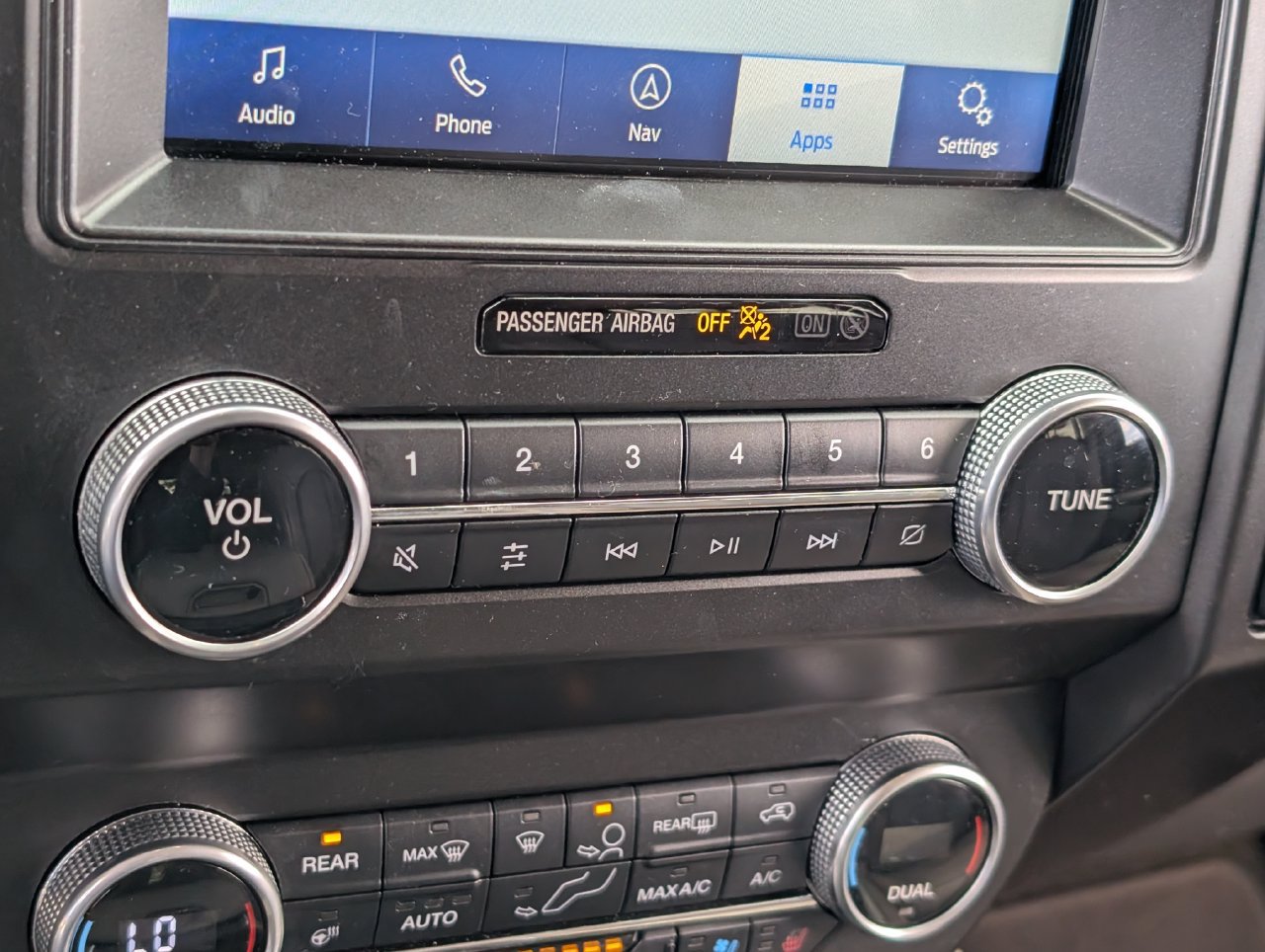 Used 2021 Ford Expedition Limited RWD image 16