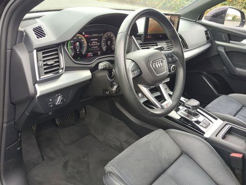 Used 2022 Audi Q5 e Premium Plus image 18
