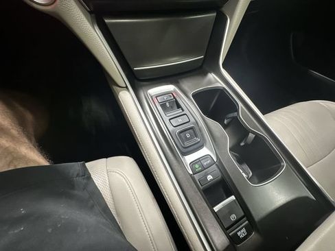 Used 2022 Honda Accord Touring image 27