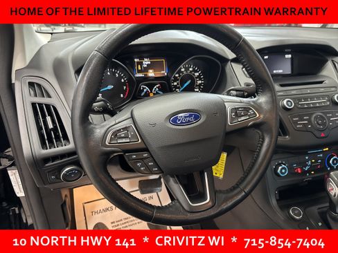 Used 2017 Ford Focus SE w/ Cold Weather Package FWD image 10