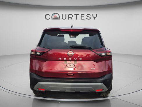 Certified 2023 Nissan Rogue S AWD/4WD image 6