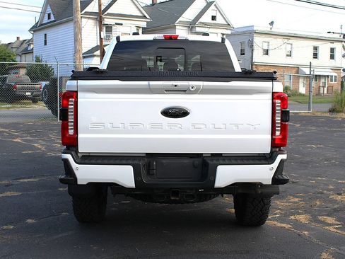 Used 2024 Ford F250 Lariat w/ Tremor Off-Road Package AWD/4WD image 8