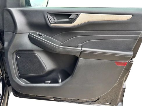 Used 2022 Ford Escape S FWD image 26