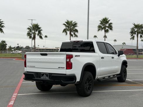 Used 2023 Chevrolet Silverado 1500 ZR2 w/ Technology Package image 21