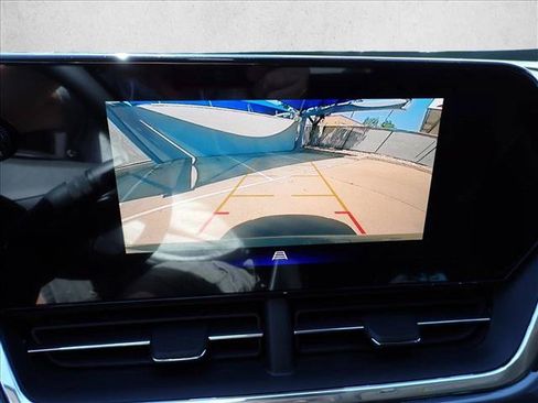 New 2026 Chevrolet Trax ACTIV FWD image 21