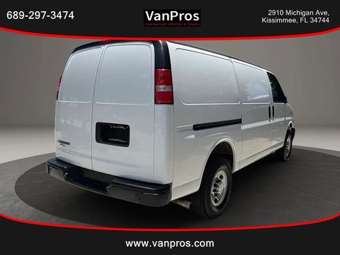 Used 2021 Chevrolet Express 2500 w/ Driver Convenience Package RWD image 5