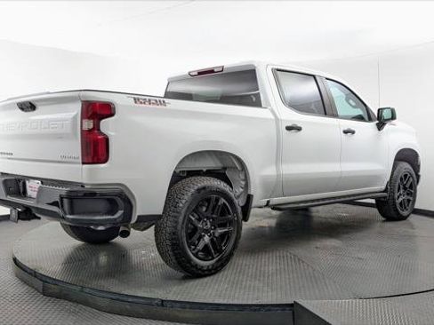 Used 2022 Chevrolet Silverado 1500 Custom Trail Boss AWD/4WD image 8