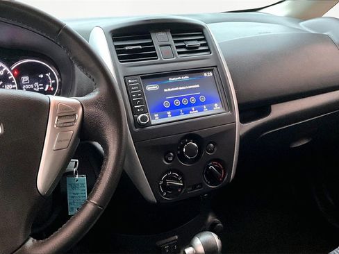 Used 2019 Nissan Versa Note SV image 6