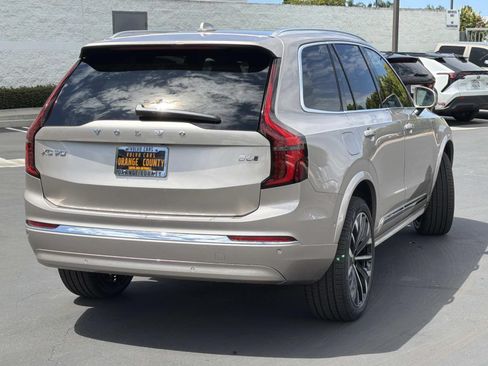 New 2026 Volvo XC90 B6 Plus AWD/4WD image 6