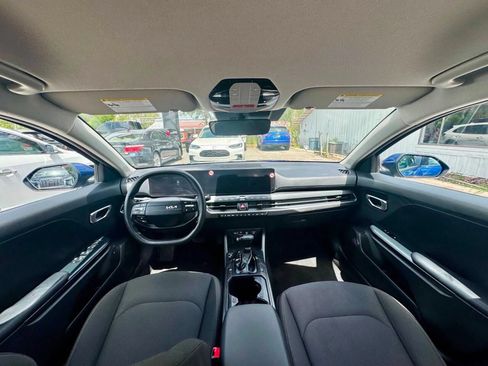 Used 2026 Kia K4 FWD image 16