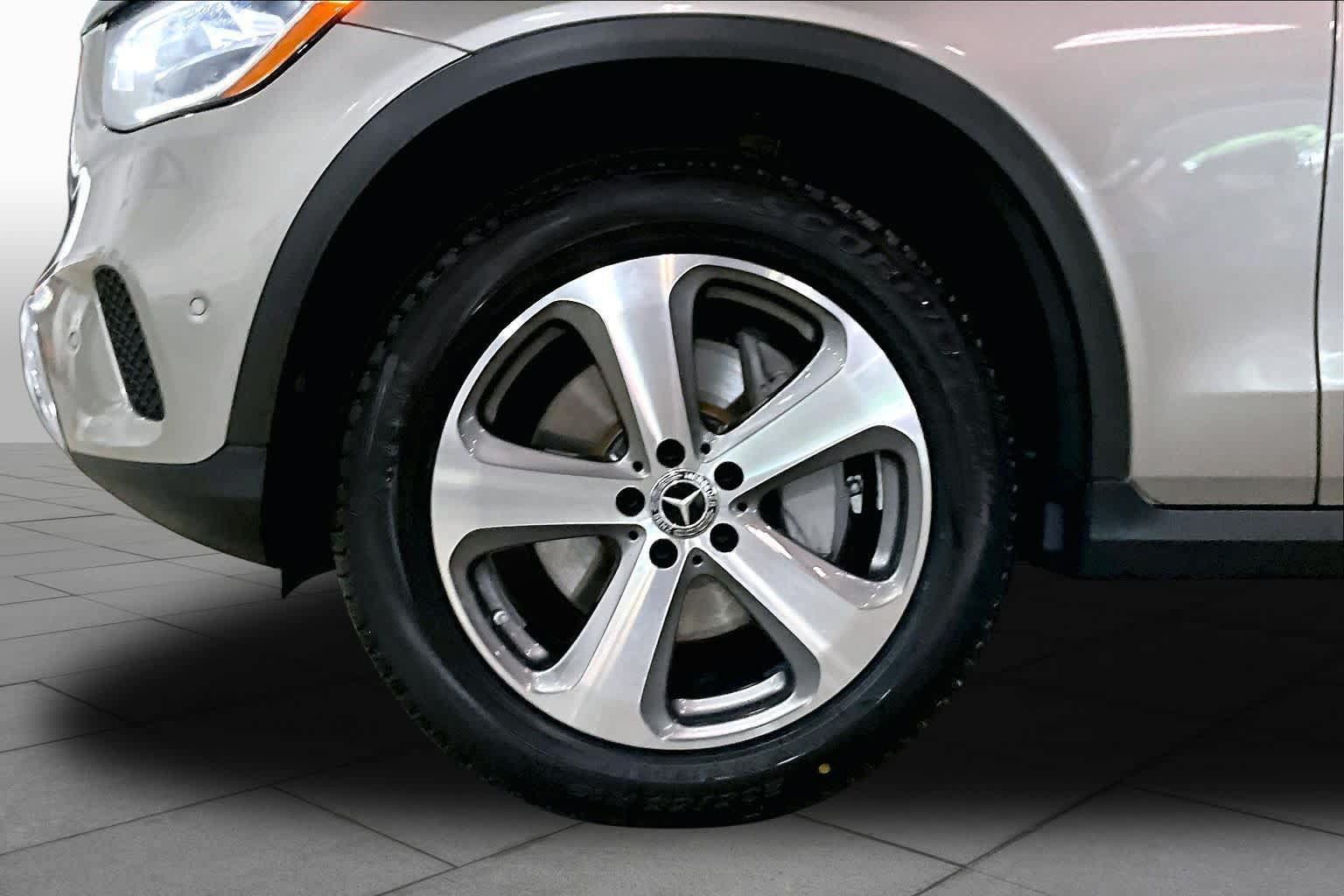 Certified 2022 Mercedes-Benz GLC 300 4MATIC image 11