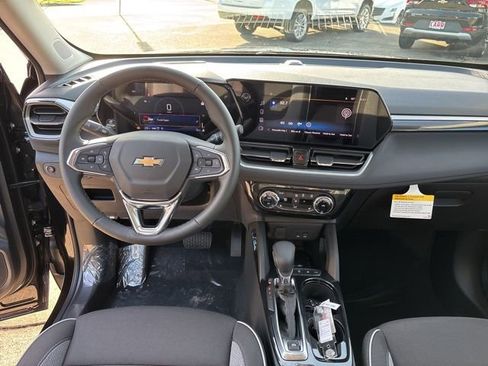 New 2026 Chevrolet TrailBlazer LT w/ Convenience Package image 15