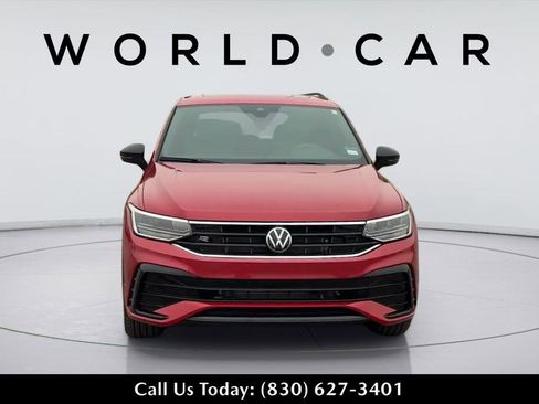 Used 2024 Volkswagen Tiguan SE R-Line w/ MDO Package, Three-Row FWD image 10