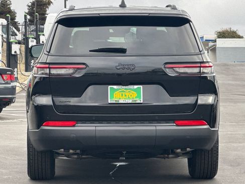 New 2025 Jeep Grand Cherokee L Altitude image 6