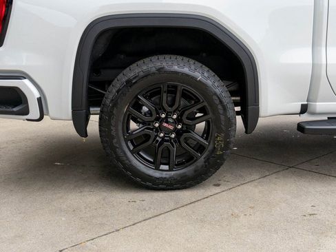 New 2026 GMC Sierra 1500 Elevation w/ Elevation Premium Package image 32