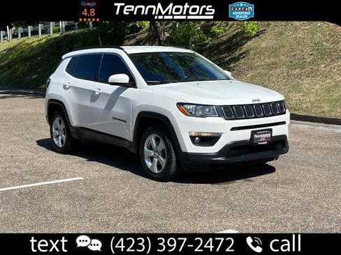 Used 2019 Jeep Compass Latitude w/ Popular Equipment Group AWD/4WD image 1