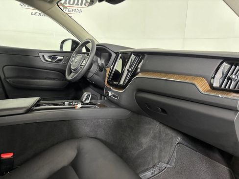 Used 2023 Volvo XC60 B5 Plus AWD/4WD image 28
