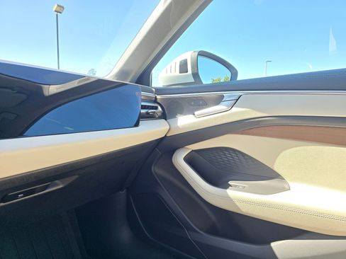 Used 2026 Audi A6 Premium Plus image 26