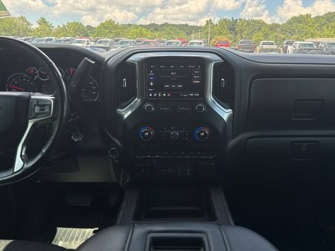 Used 2020 Chevrolet Silverado 1500 RST AWD/4WD image 33