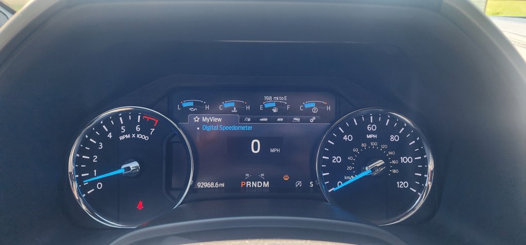 Used 2020 Ford Expedition XLT w/ Equipment Group 202A AWD/4WD image 39
